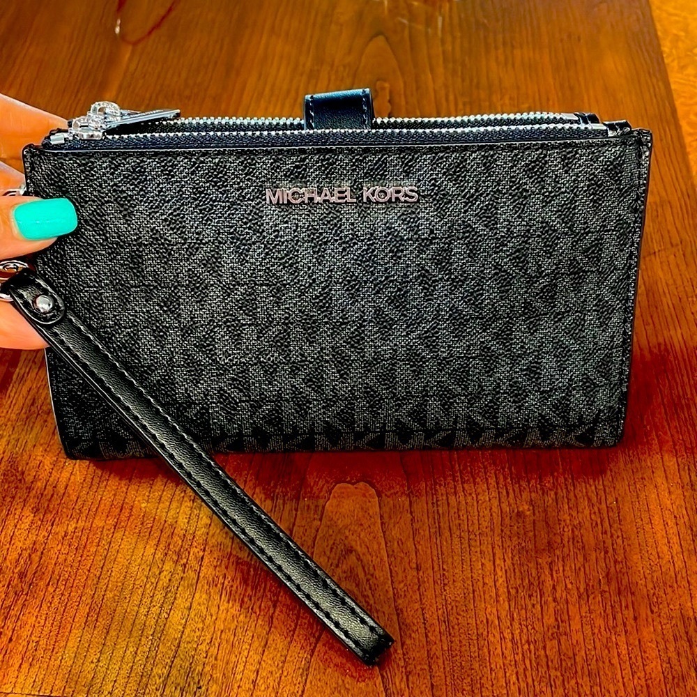 NWT MICHAEL KORS Jet Set Travel collection double zip wristlet wallet blk gray